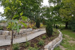 Gilbert Gartengestaltung - Terrassierter Hanggarten 